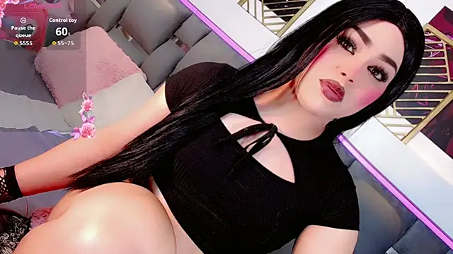 Snapshot of Sophia-Isabella chatting on 2, 12, 2025 Sophia-Isabella online show from 2, 12, 2025