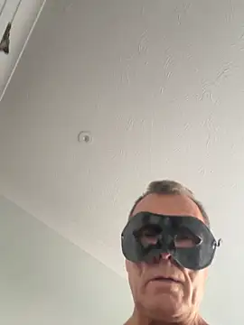 maturemale2024 online show from 1, 11, 2025