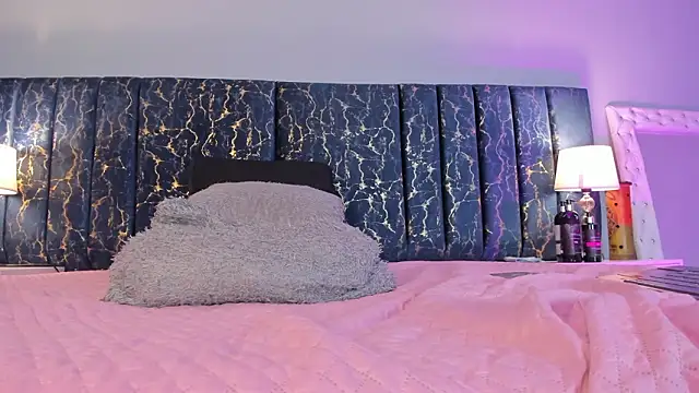 Sophia Lemos online show from 15, 1, 2026