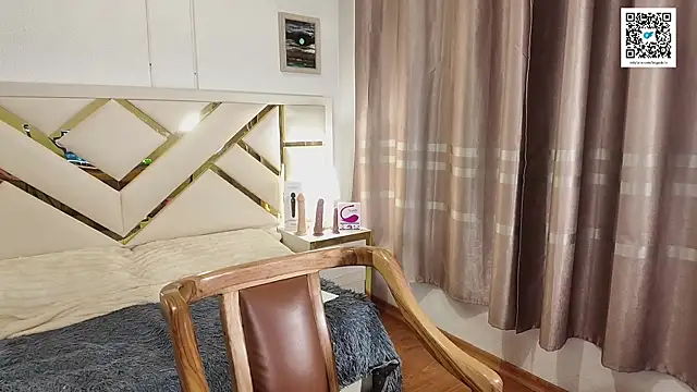 Snapshot of carolineamber_ chatting on 25, 9, 2025 carolineamber online show from 25, 9, 2025