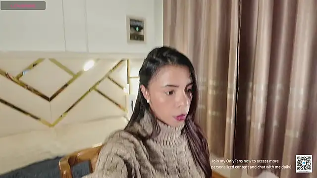 Snapshot of carolineamber_ chatting on 14, 11, 2025 carolineamber online show from 14, 11, 2025