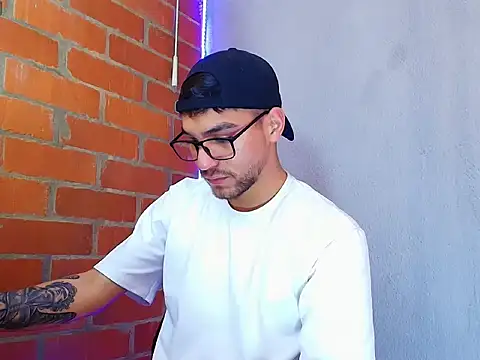 Leandro valenzuela online show from 29, 9, 2025