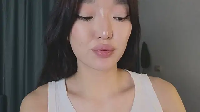 AudreyMell online show from 5, 3, 2025