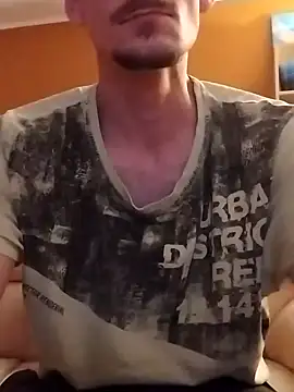 Crazzy Maiky online show from 8, 12, 2024