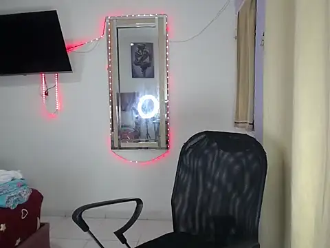 Snapshot of boy_latino_sex chatting on 19, 9, 2025 boy latino sex online show from 19, 9, 2025