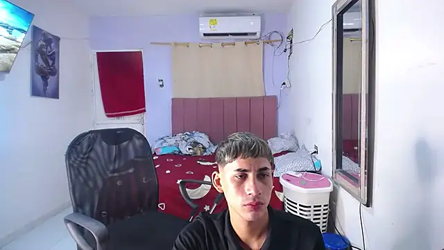 Snapshot of boy_latino_sex chatting on 2, 11, 2025 boy latino sex online show from 2, 11, 2025