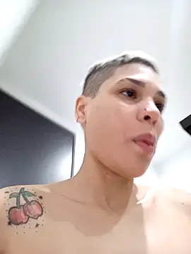 Charlee pink online show from 15, 12, 2024