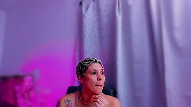 Charlee pink online show from 20, 11, 2025