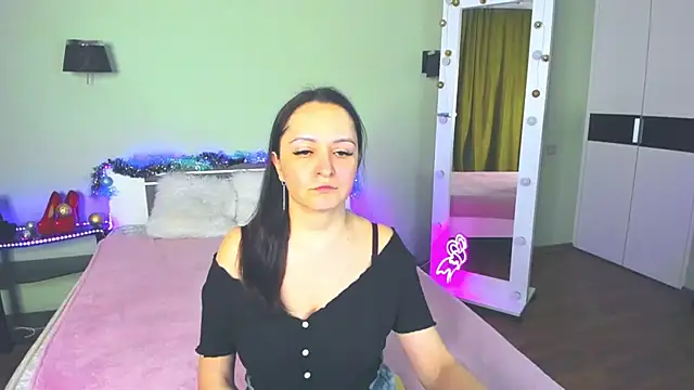AngellLika online show from 12, 12, 2024