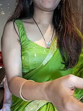 Cute-Tara online show from 2, 1, 2025