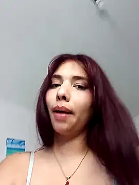 LucyMartelli online show from 28, 12, 2024