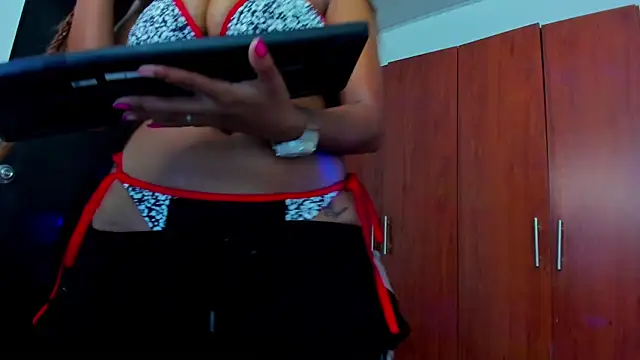 Snapshot of moon_HoneyX chatting on 22, 12, 2024 moon HoneyX online show from 22, 12, 2024