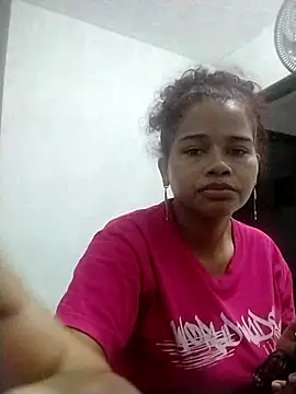 Snapshot of moon_HoneyX chatting on 25, 2, 2025 moon HoneyX online show from 25, 2, 2025