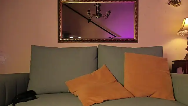 Nicholasrodrii online show from 8, 4, 2026