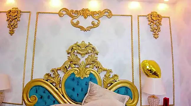 Snapshot of SalomeRestrepo chatting on 19, 2, 2025 SalomeRestrepo online show from 19, 2, 2025