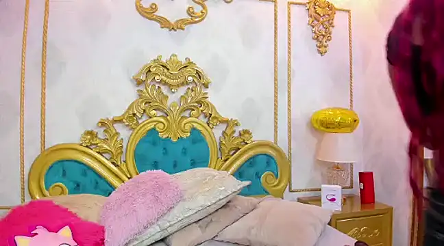 Snapshot of SalomeRestrepo chatting on 23, 2, 2025 SalomeRestrepo online show from 23, 2, 2025