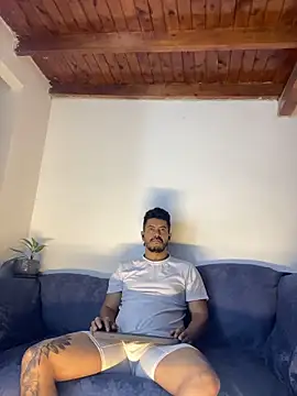 AndresSmith   online show from 7, 2, 2026