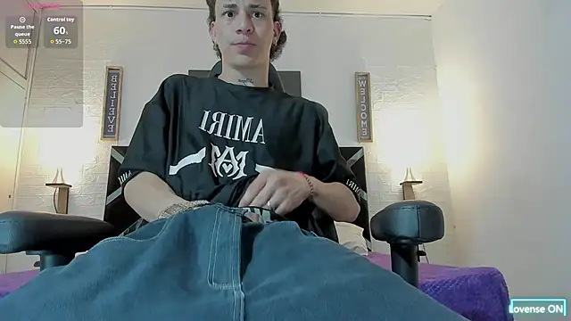 Snapshot of nakedfoam1 chatting on 11, 9, 2025 nakedfoam1 online show from 11, 9, 2025