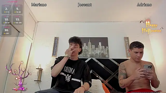 Snapshot of nakedfoam1 chatting on 17, 10, 2025 nakedfoam1 online show from 17, 10, 2025