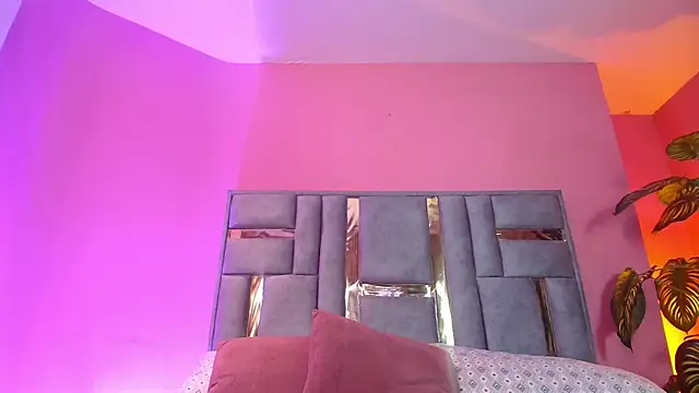 Bianca ks online show from 8, 3, 2025