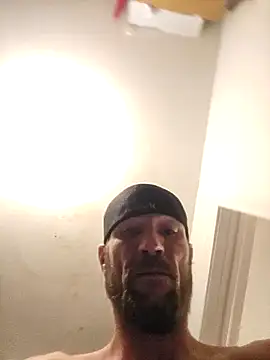 Snapshot of MrandMrsPooks chatting on 18, 12, 2024 MrandMrsPooks online show from 18, 12, 2024