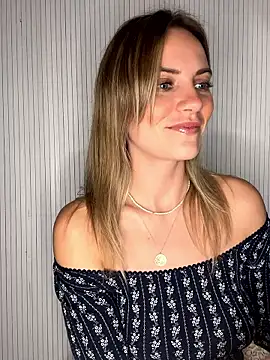 Snapshot of Milla__one chatting on 13, 10, 2025 Milla  one online show from 13, 10, 2025