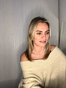 Snapshot of Milla__one chatting on 14, 12, 2025 Milla one online show from 14, 12, 2025