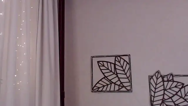 pepper milf online show from 25, 2, 2025