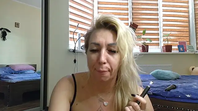 Snapshot of Denny_Brenda chatting on 16, 2, 2025 Denny Brenda online show from 16, 2, 2025