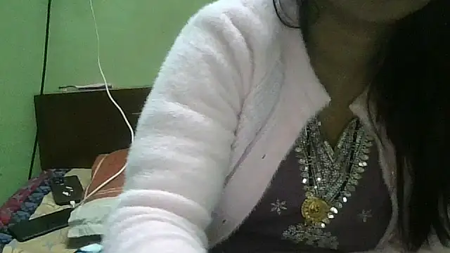 couplesuni online show from 3, 12, 2025