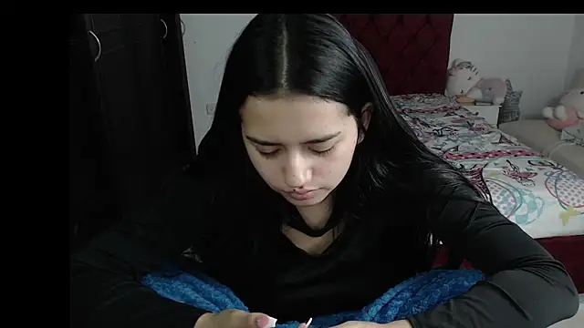 Snapshot of kayla_k18 chatting on 10, 1, 2025 kayla k18 online show from 10, 1, 2025