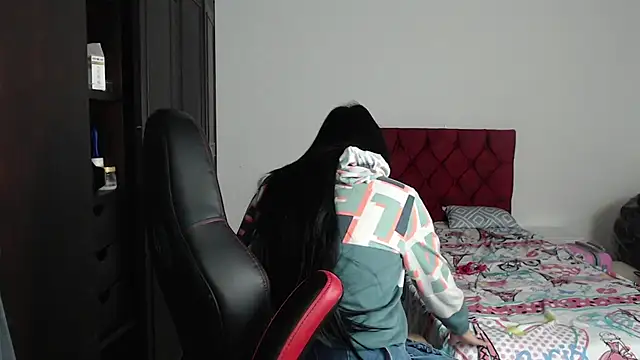 Snapshot of kayla_k18 chatting on 2, 2, 2025 kayla k18 online show from 2, 2, 2025