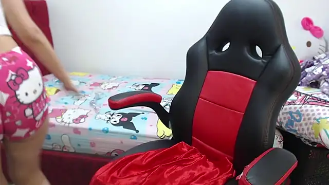 Snapshot of kayla_k18 chatting on 21, 3, 2026 kayla k18 online show from 21, 3, 2026