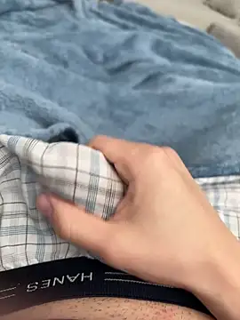 Snapshot of JustBoredHere11 chatting on 22, 3, 2026 JustBoredHere11 online show from 22, 3, 2026