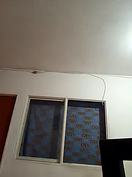 ambarlennoix online show from 11, 1, 2025