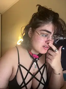 Snapshot of yudrayeb chatting on 21, 1, 2025 yudrayeb online show from 21, 1, 2025