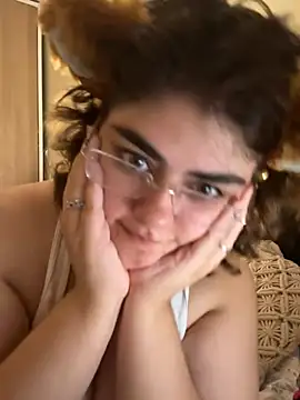 Snapshot of yudrayeb chatting on 24, 1, 2025 yudrayeb online show from 24, 1, 2025