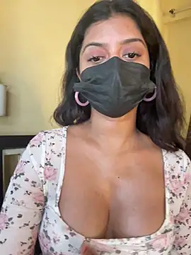 Snapshot of Aakanshaa__ chatting on 7, 5, 2026 Aakanshaa online show from 7, 5, 2026