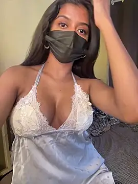 Snapshot of Aakanshaa__ chatting on 20, 5, 2026 Aakanshaa online show from 20, 5, 2026