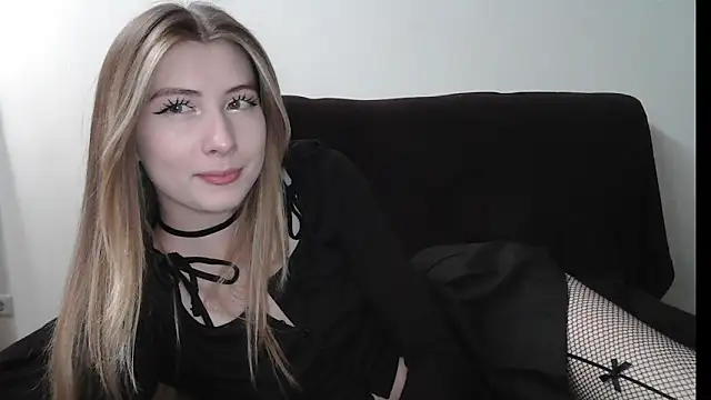 ErikaShyy online show from 24, 3, 2026