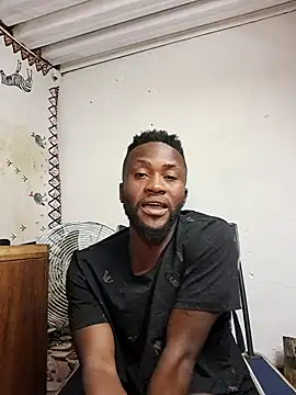 Snapshot of bull_Giant chatting on 8, 2, 2025 bull Giant online show from 8, 2, 2025