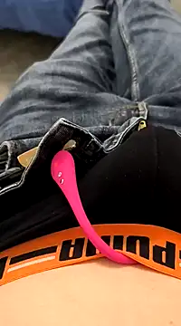 Snapshot of geilehecke1 chatting on 19, 12, 2024 geilehecke1 online show from 19, 12, 2024