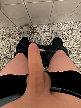 Snapshot of geilehecke1 chatting on 11, 2, 2025 geilehecke1 online show from 11, 2, 2025