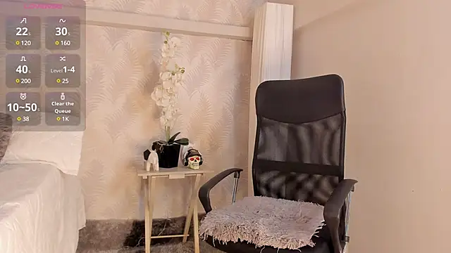 CyntiaAdams online show from 24, 12, 2024