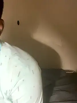 Snapshot of abdoul- chatting on 4, 12, 2024 abdoul- online show from 4, 12, 2024