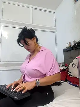 katysquirtdirty online show from 23, 5, 2026