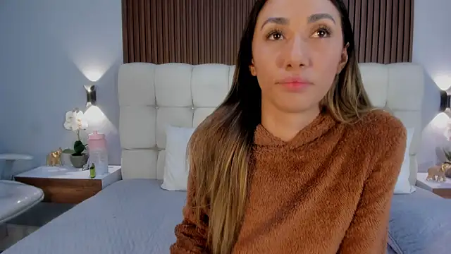 Emma23   online show from 9, 5, 2026