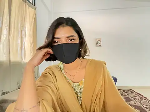 MaYaa  11 online show from 17, 1, 2025