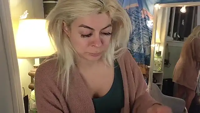 Snapshot of cunty_tranny_lydia chatting on 12, 3, 2025 cunty tranny lydia online show from 12, 3, 2025