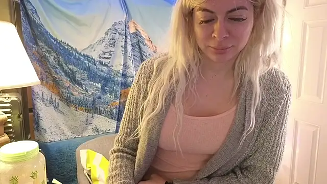 Snapshot of cunty_tranny_lydia chatting on 16, 3, 2025 cunty tranny lydia online show from 16, 3, 2025